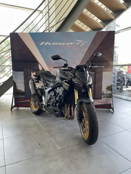 CB 1000 Hornet