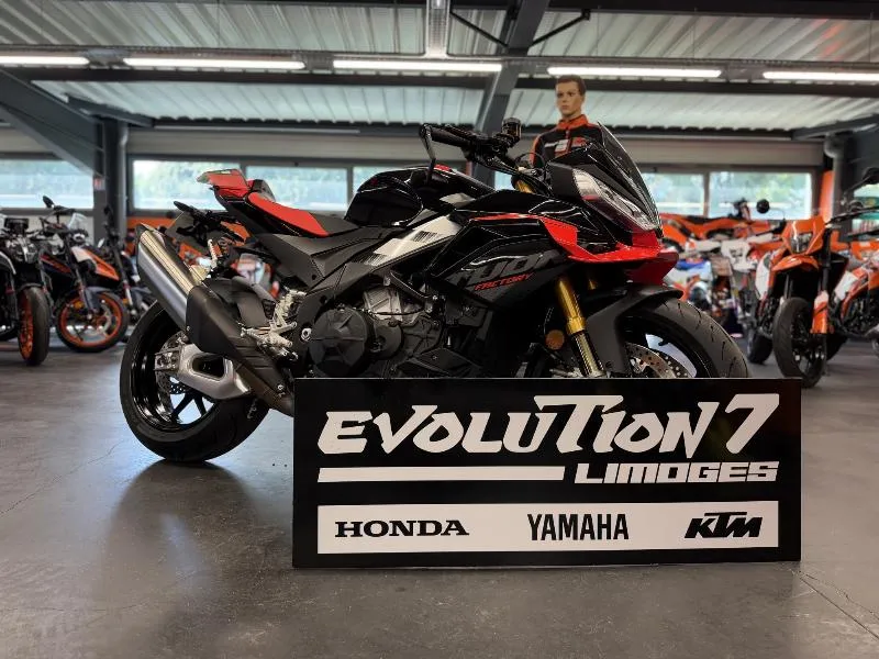TUONO 1100 V4 FACTORY