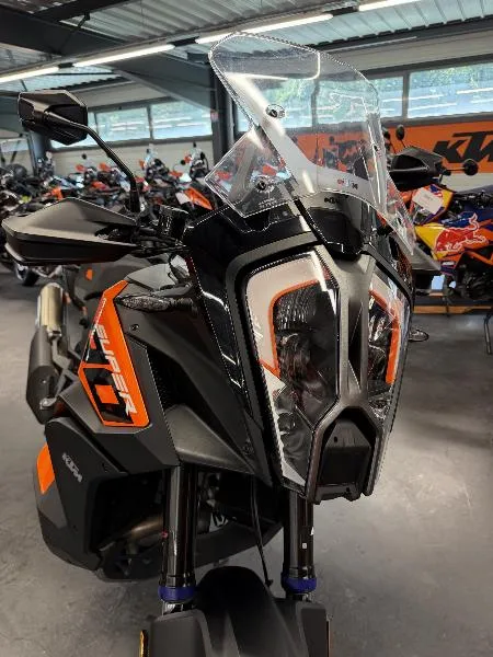 1290 SUPER ADVENTURE