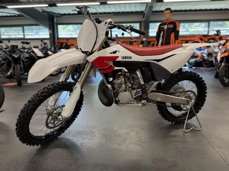 YZ250