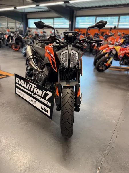 790 DUKE L