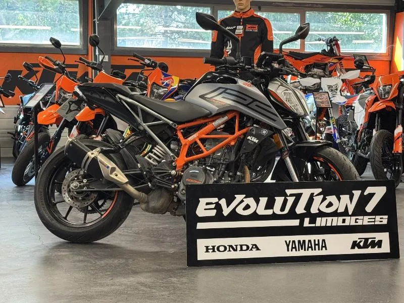 125 DUKE ABS 2022