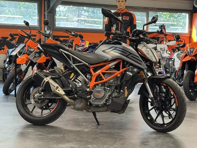 125 DUKE ABS