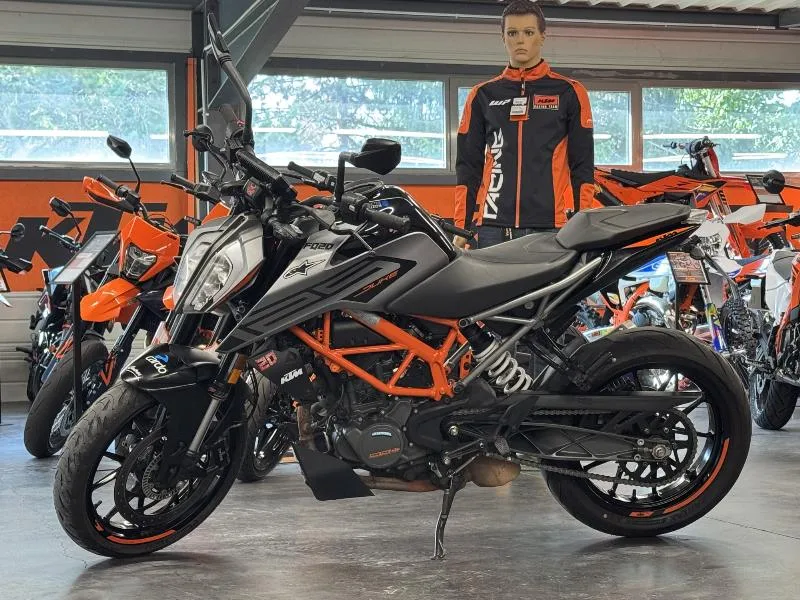 125 DUKE ABS
