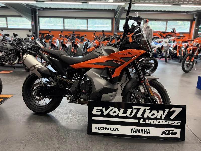 790 ADVENTURE
