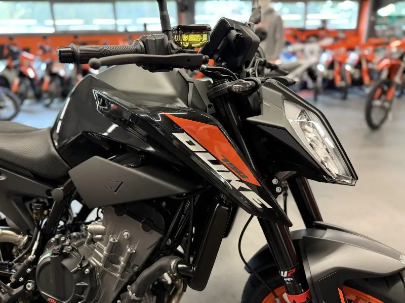 790 DUKE L
