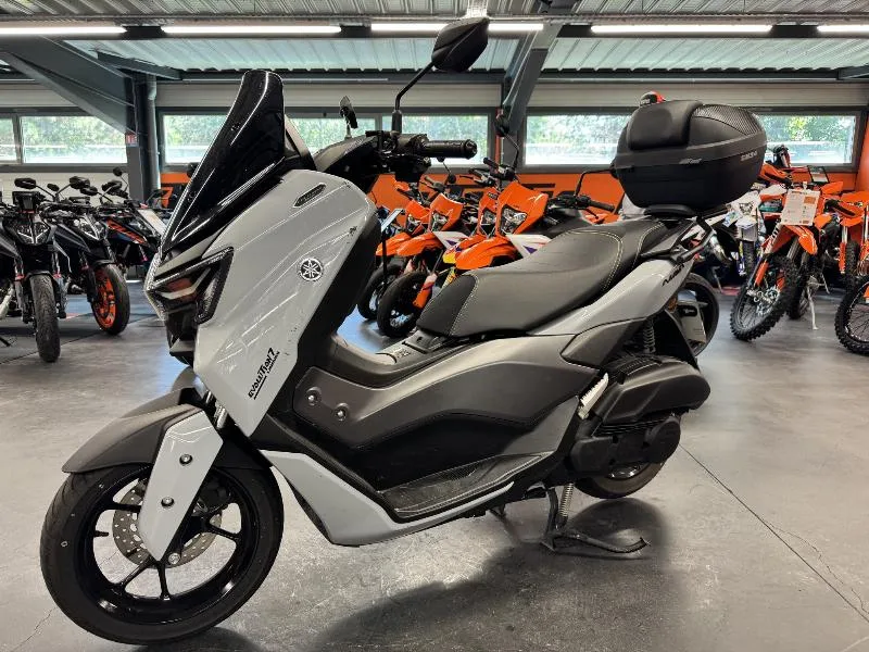 NMAX 125 TECH MAX