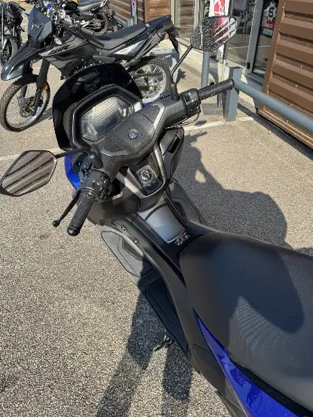 NMAX 125
