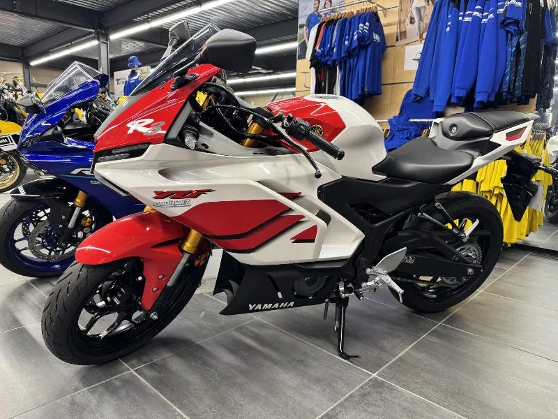 YZFR3