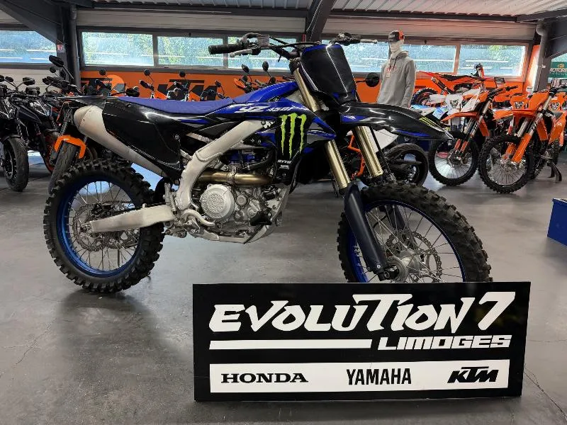 YZF 450 Monster Energy 2025