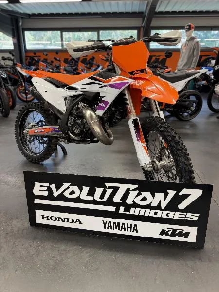 125 SX