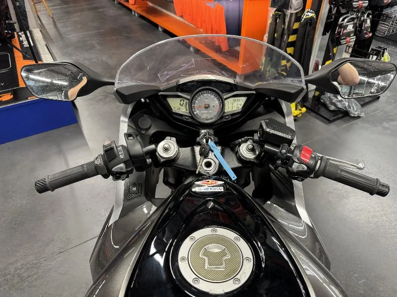 VFR 1200