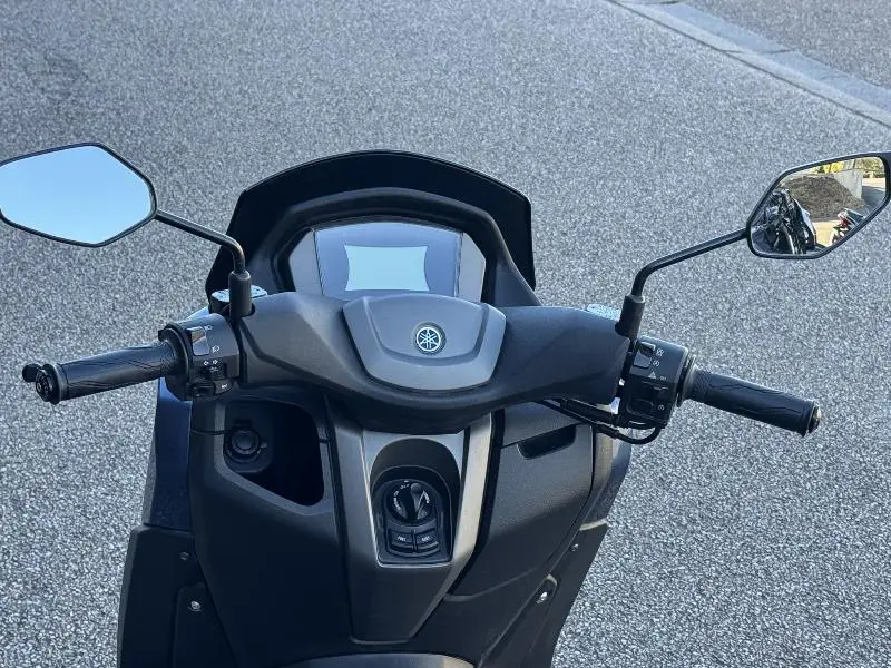 NMAX 125