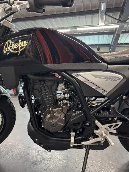 CENTURY 125