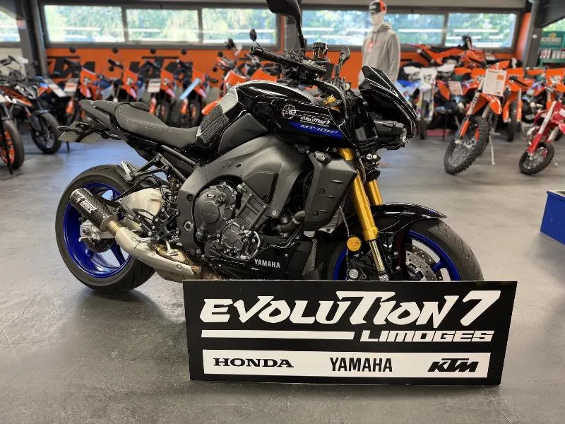 MT10 SP