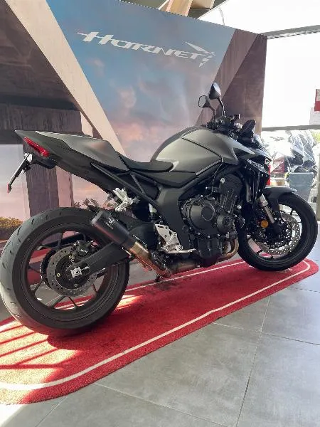 CB 1000 Hornet