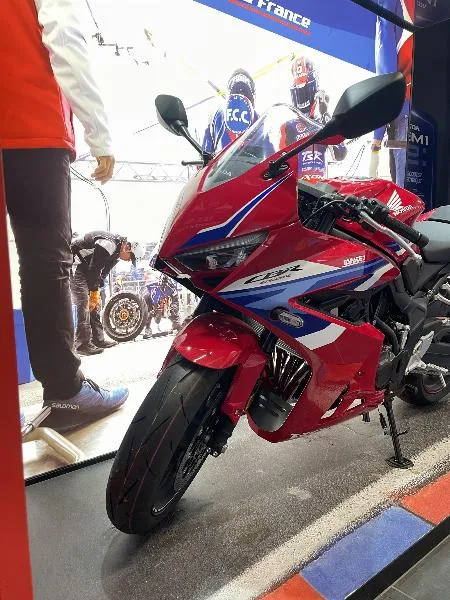 CBR 650 R ECLUTCH