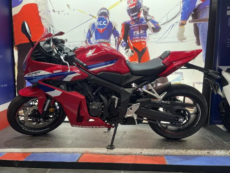 CBR 650 R ECLUTCH