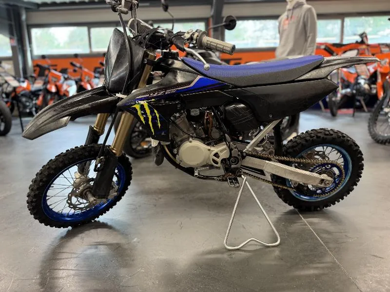 YZ65
