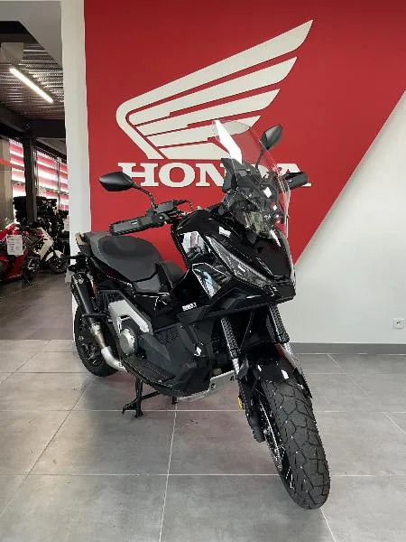 XADV 750 DCT