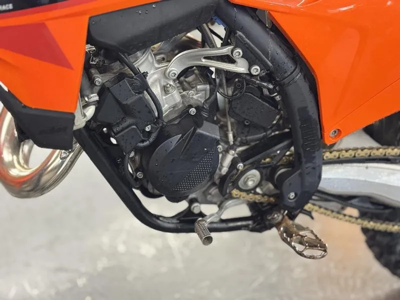125 SX