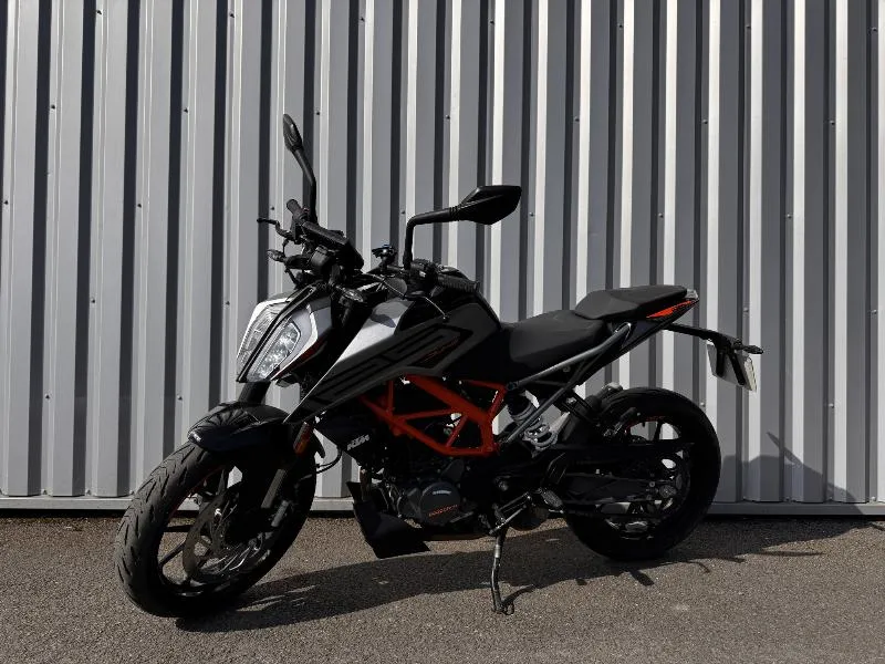 125 DUKE
