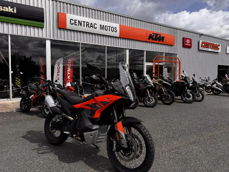 790 ADVENTURE