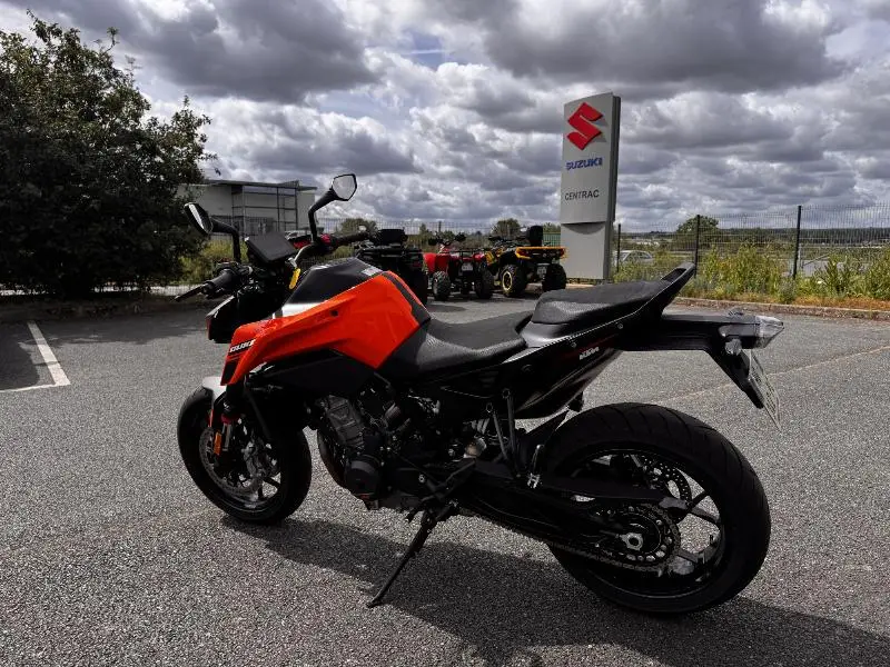 790 DUKE L