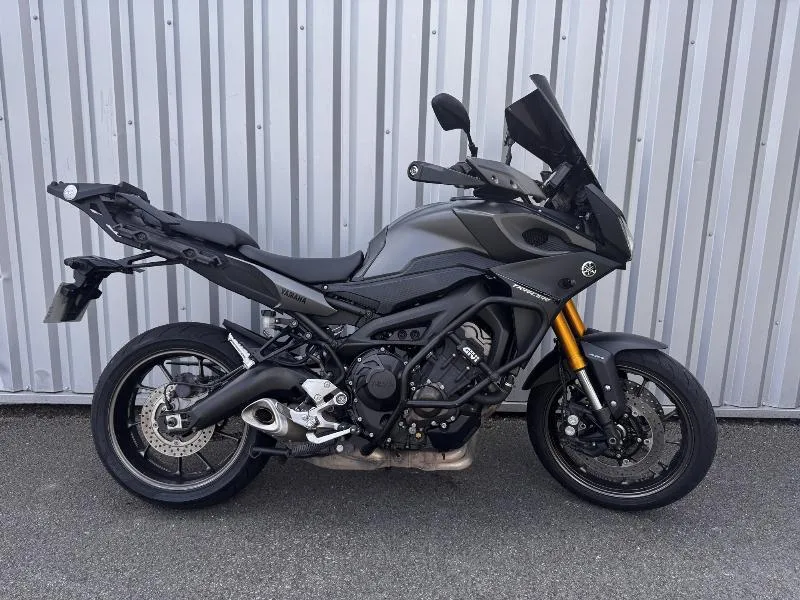 TRACER 900