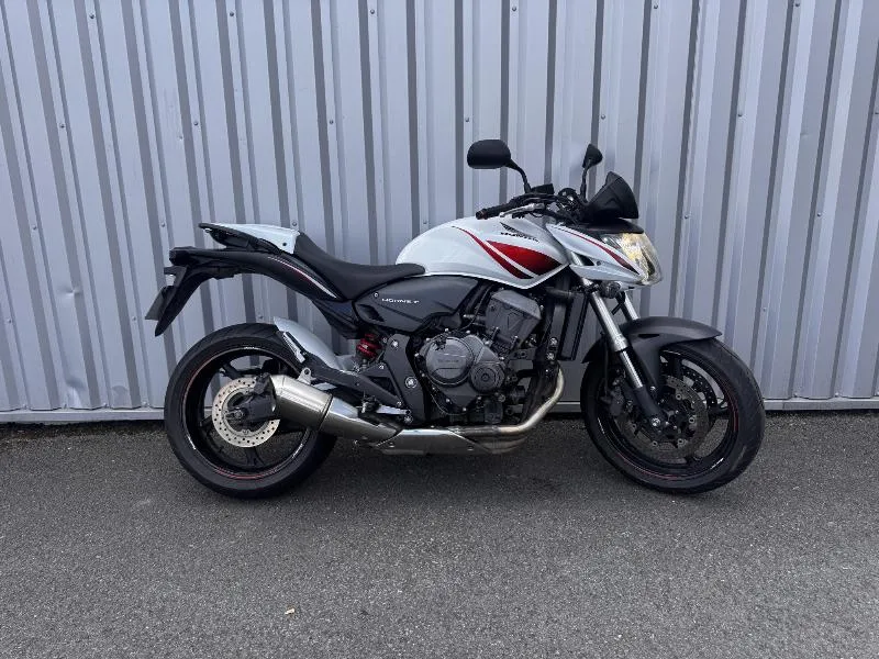 CB 600 F HORNET