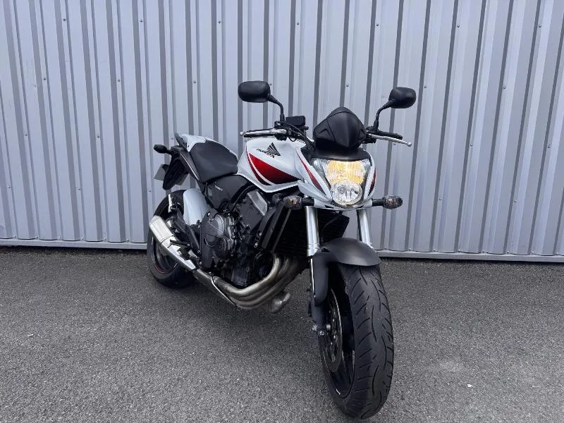 CB 600 F HORNET