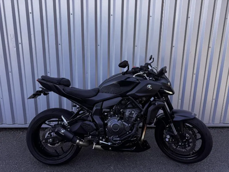 MT07