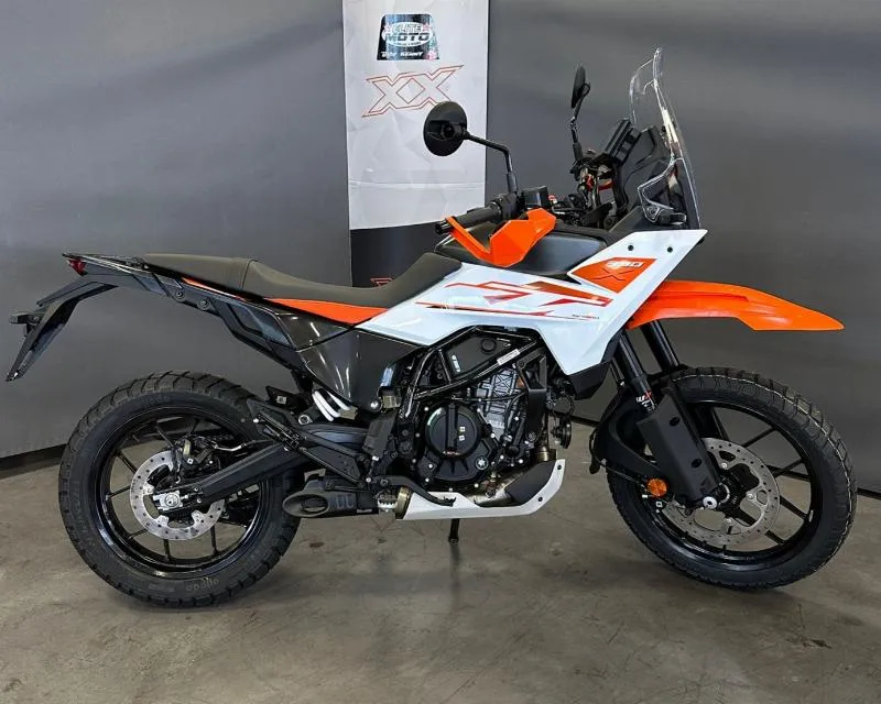 390 ADVENTURE X