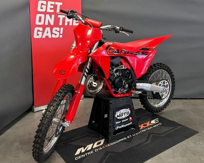 MC 125
