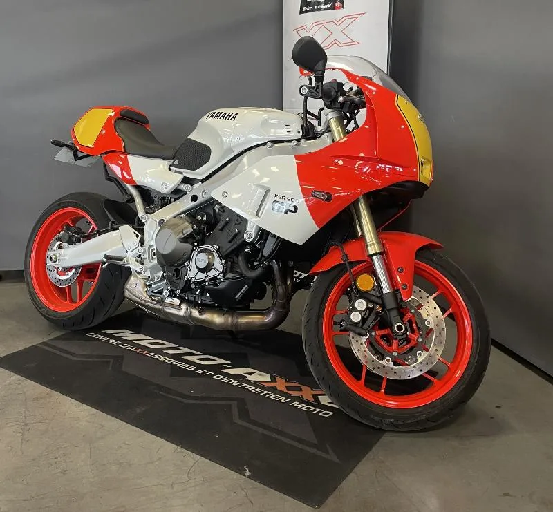 XSR 900 GP