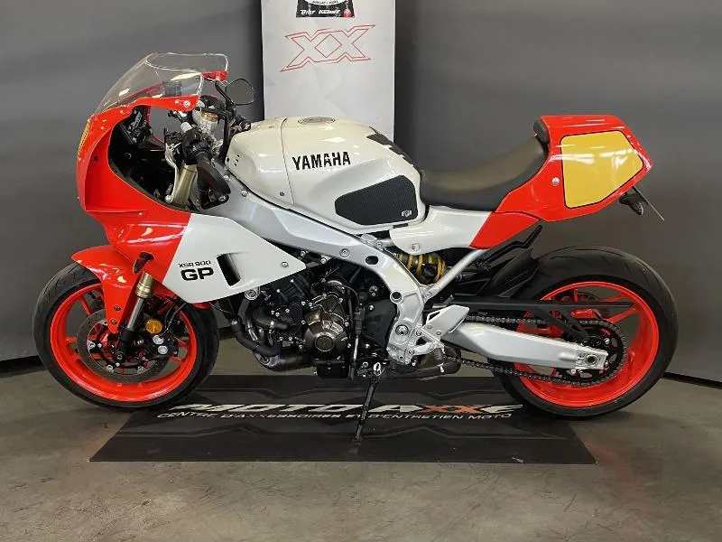 XSR 900 GP