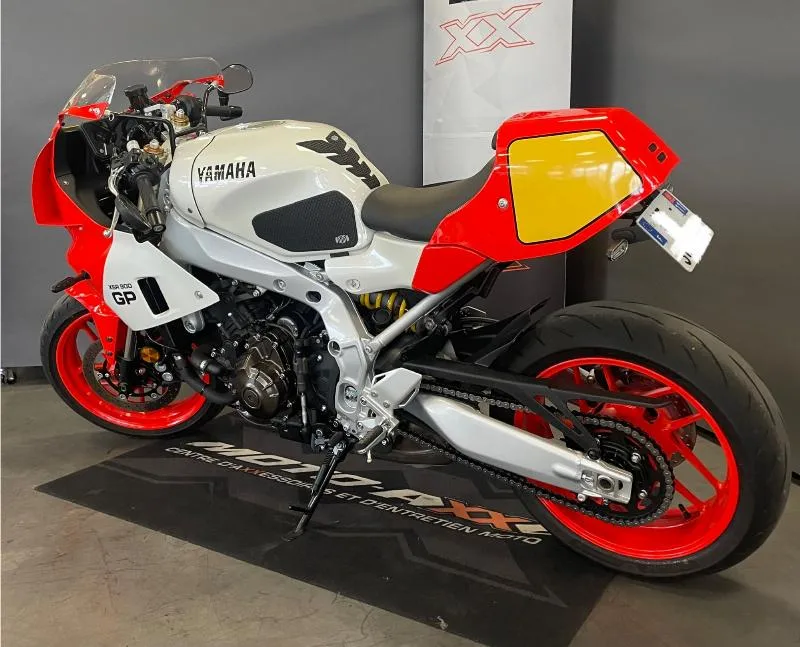 XSR 900 GP