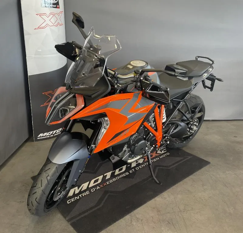 1290 SUPER DUKE GT