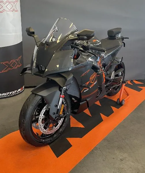990 RC R