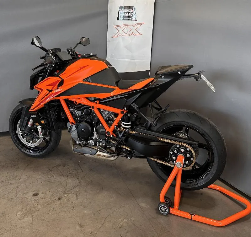 1390 SUPER DUKE R