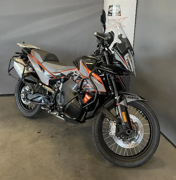 890 ADVENTURE