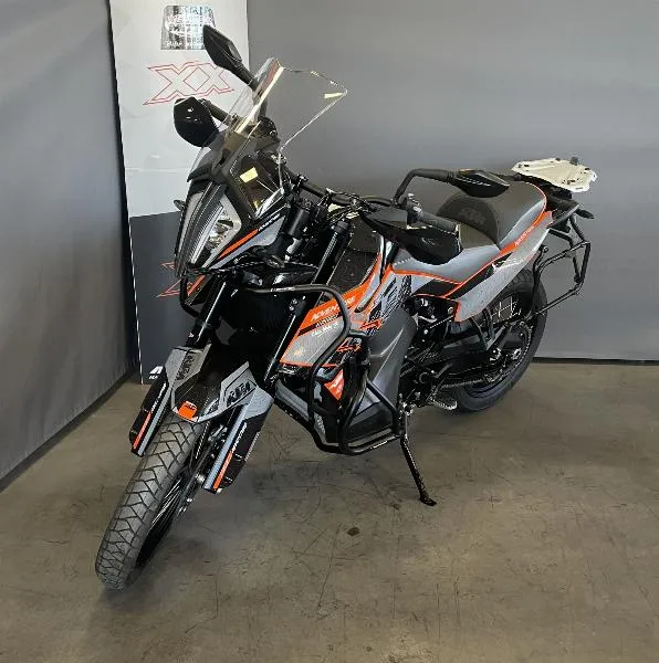 890 ADVENTURE