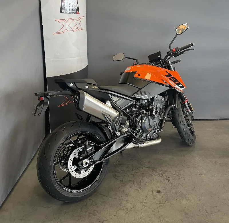 790 DUKE L