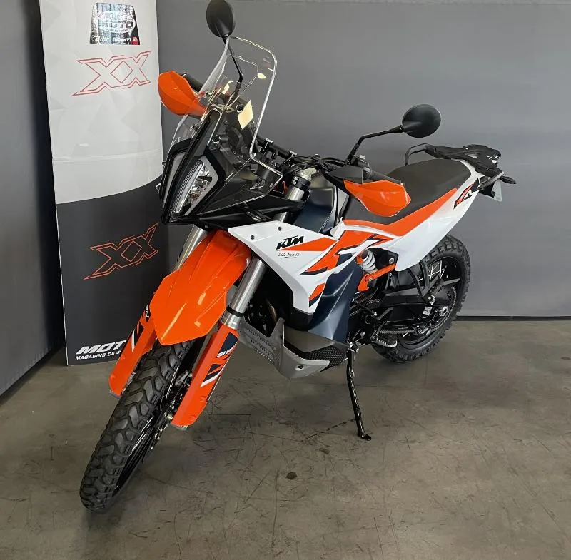 890 ADVENTURE R