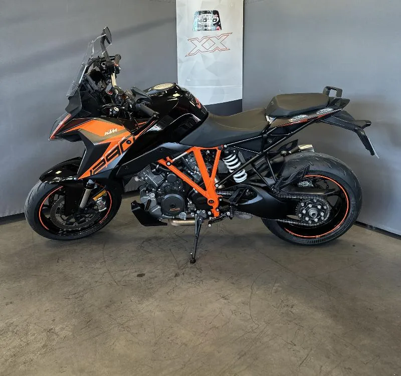 1290 SUPER DUKE GT