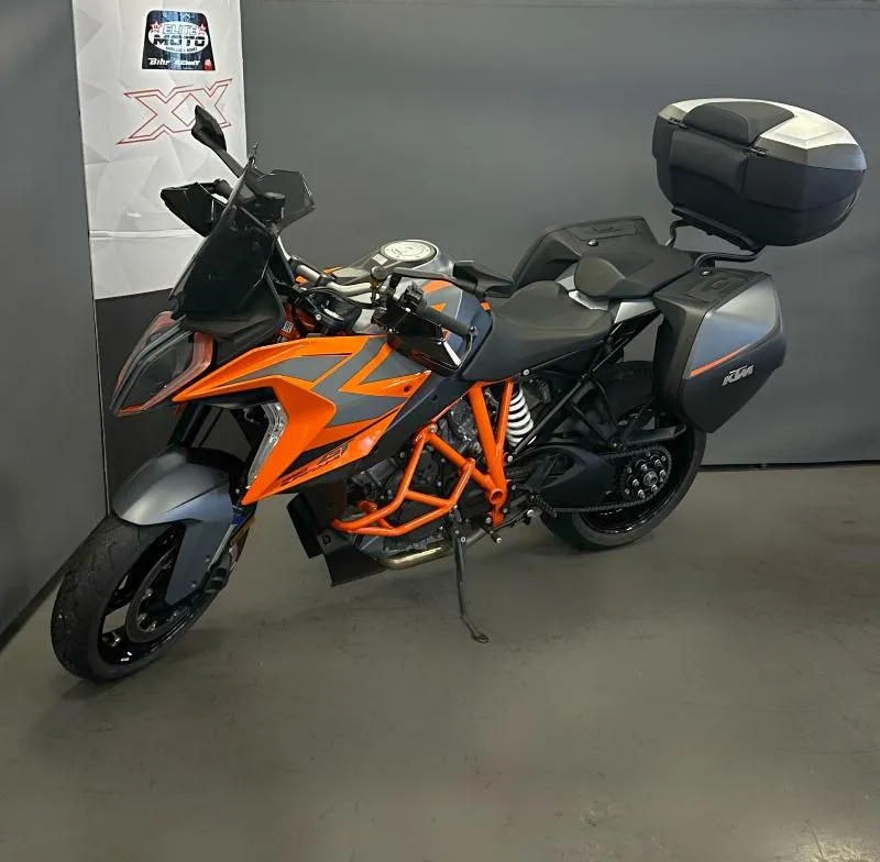 1290 SUPER DUKE GT