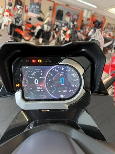 CV3 550