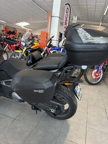 CV3 550