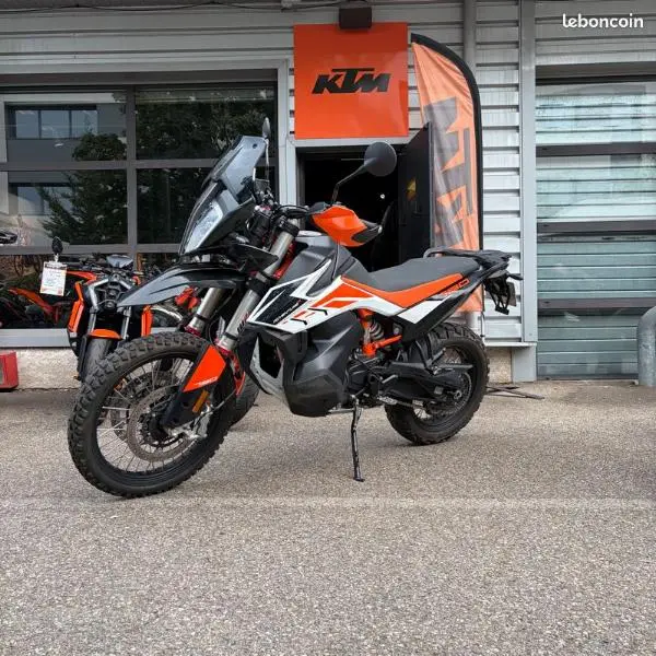 790 ADVENTURE R