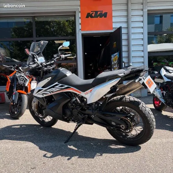790 ADVENTURE